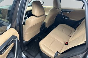 Toyota RAV4 bild 7
