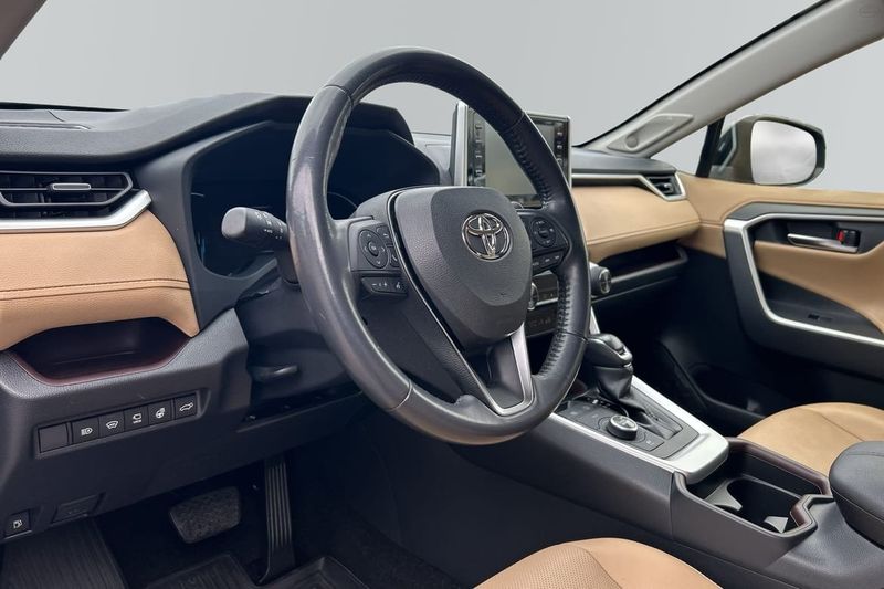 Toyota RAV4 bild 9