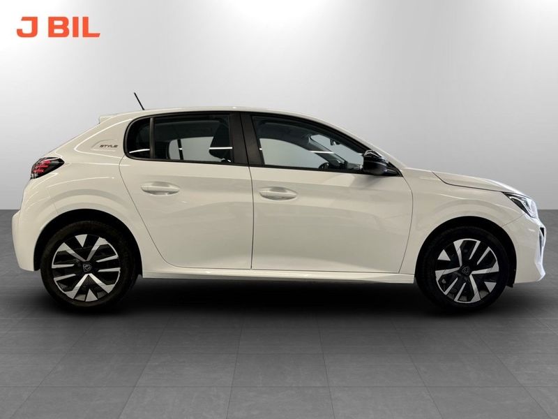 Peugeot 208 bild 17