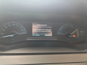 Peugeot e-208 bild 8