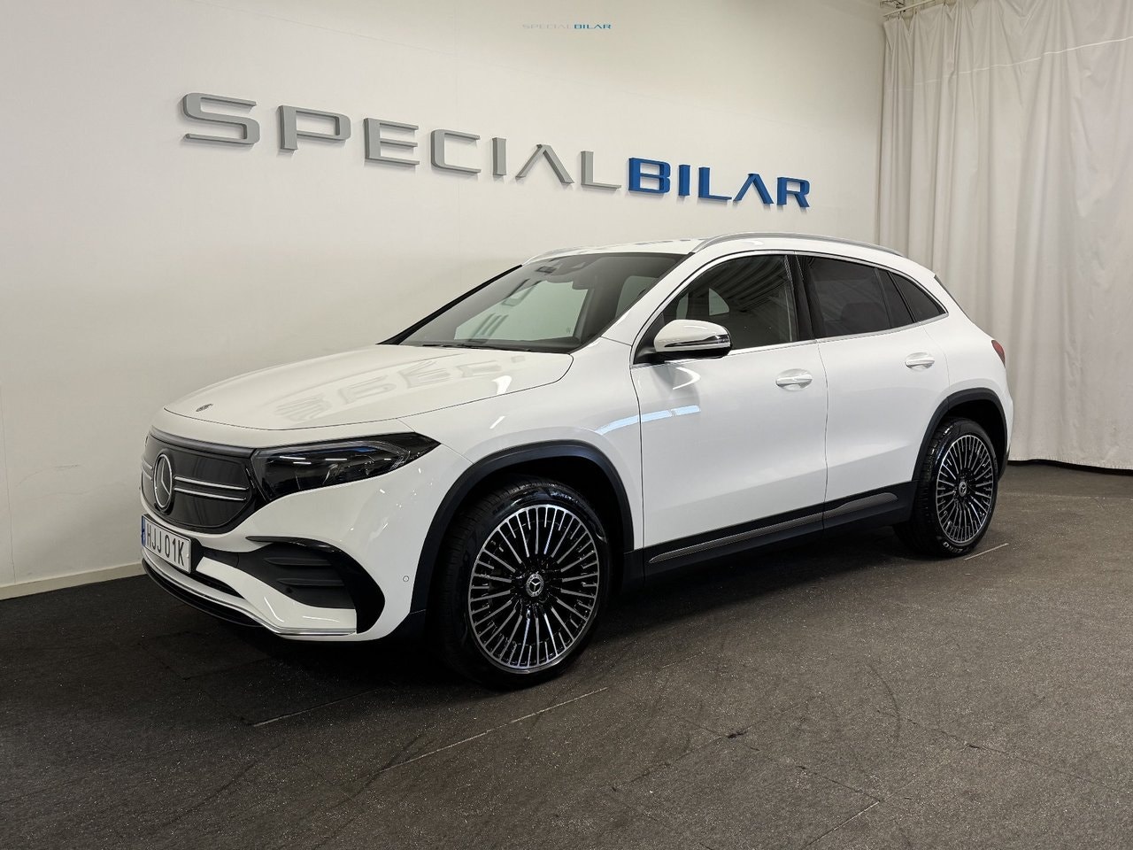 Mercedes EQA250