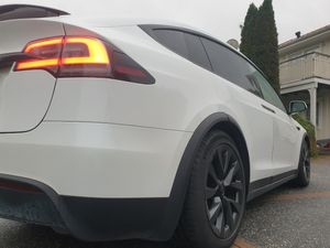 Tesla Model X bild 14
