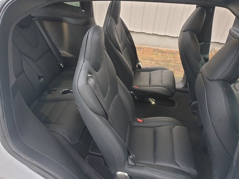 Tesla Model X bild 4
