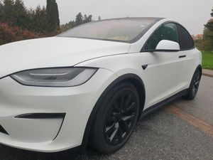 Tesla Model X bild 13