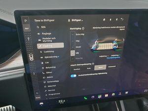 Tesla Model X bild 22