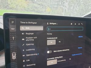Tesla Model X bild 19