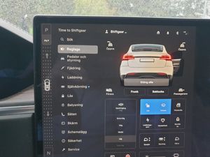 Tesla Model X bild 20