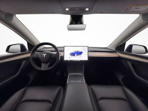 Tesla Model Y bild 17