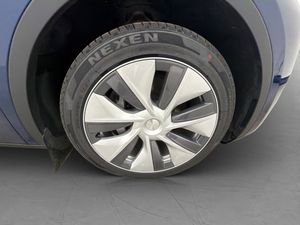 Tesla Model Y bild 33