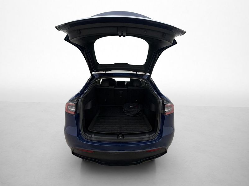 Tesla Model Y bild 28