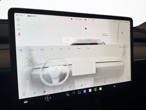 Tesla Model Y bild 22
