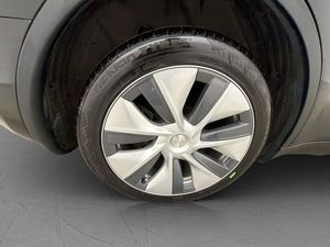 Tesla Model Y bild 34