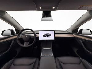 Tesla Model Y bild 18
