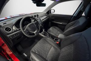Suzuki Vitara bild 4
