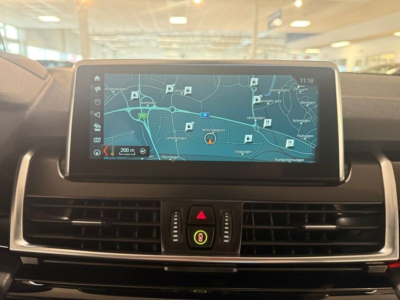 BMW 220 bild 17