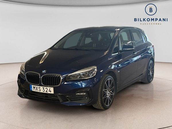 BMW 220 D xDrive Active Tourer Dragkrok Head-up Display Navi - 2019