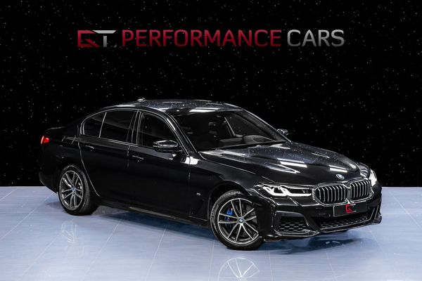 BMW 530 e xDrive M-Sport MOMS Drag HuD Adaptiva-LED 360° Värmare - 2021