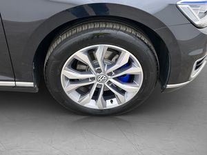Volkswagen Passat bild 32