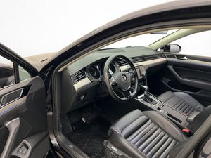 Volkswagen Passat bild 11