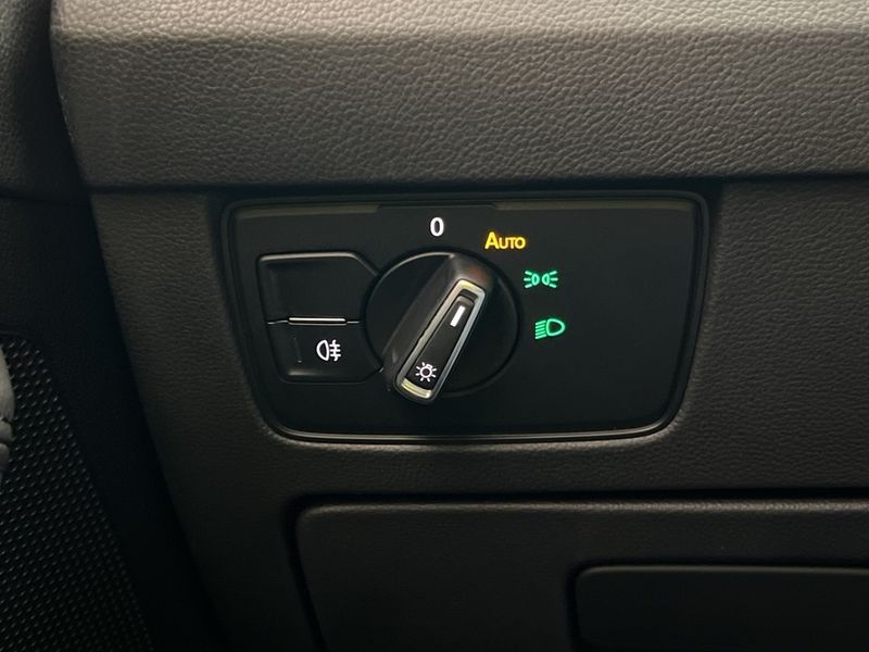 Volkswagen Passat bild 14