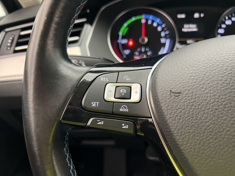 Volkswagen Passat bild 15