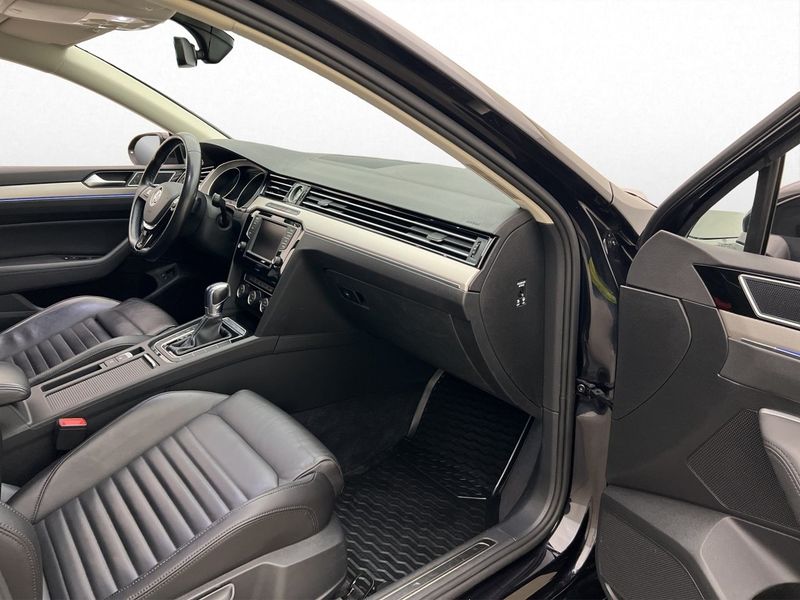 Volkswagen Passat bild 23