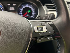 Volkswagen Passat bild 17