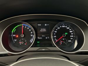 Volkswagen Passat bild 16