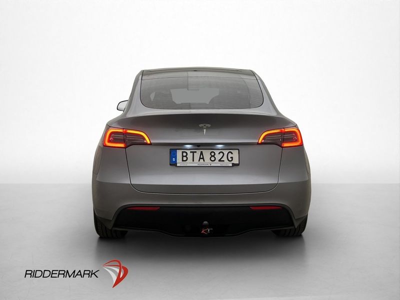Tesla Model Y bild 8