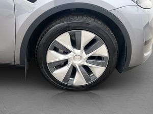Tesla Model Y bild 36