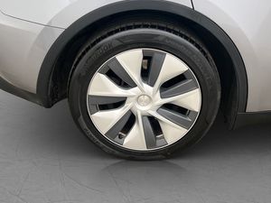 Tesla Model Y bild 35