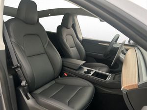 Tesla Model Y bild 29