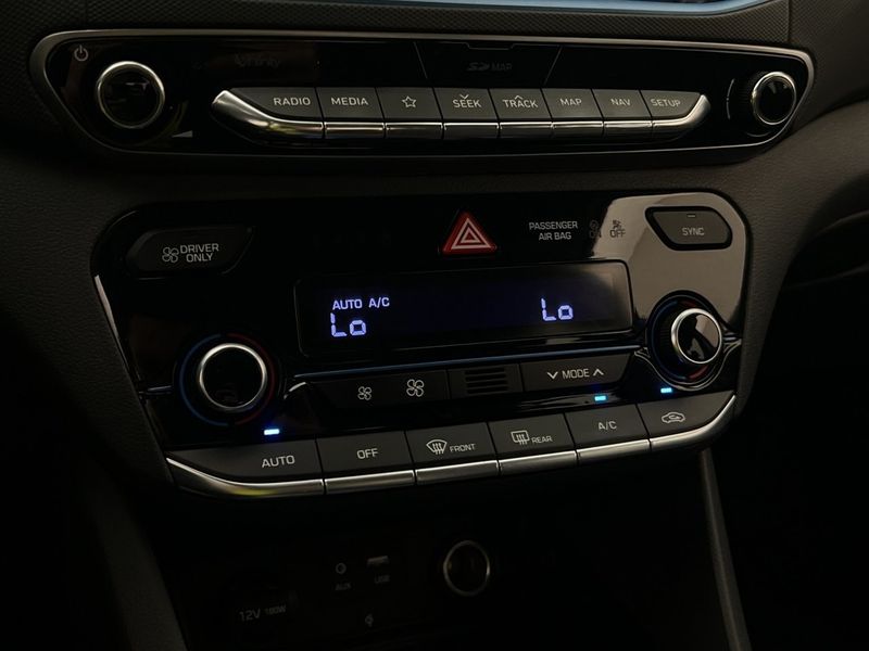 Hyundai IONIQ bild 24