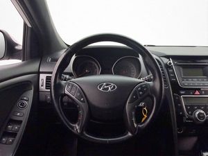 Hyundai i30 bild 13