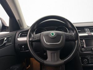 Skoda Superb bild 13