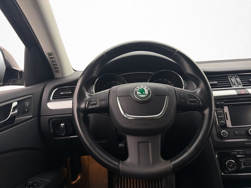 Skoda Superb bild 13