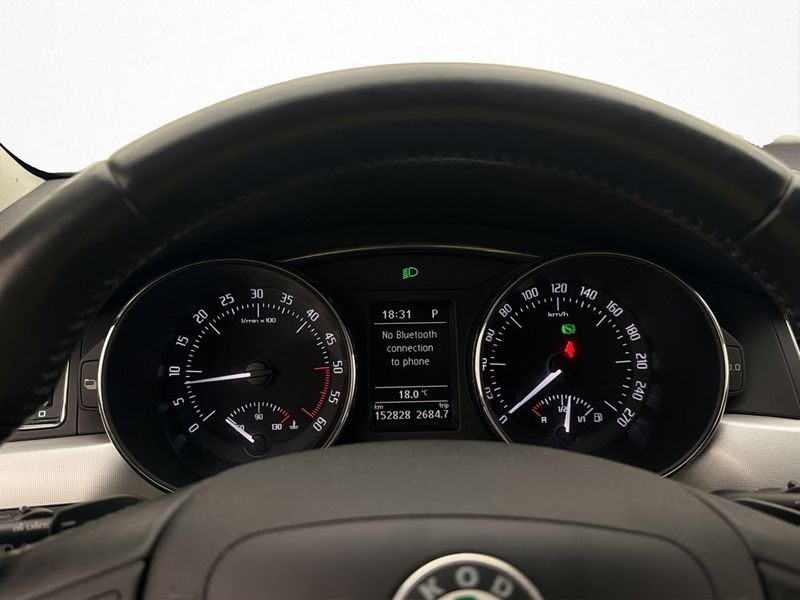 Skoda Superb bild 16