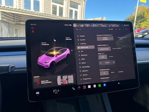 Tesla Model Y bild 20