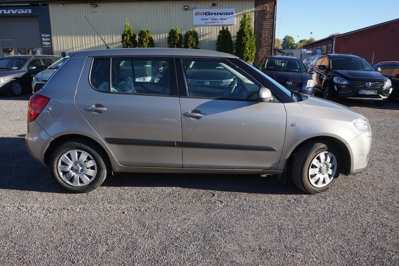 Skoda Fabia bild 2