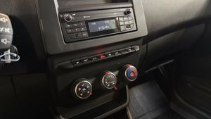 Renault Express bild 15