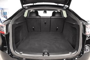 Tesla Model Y bild 23