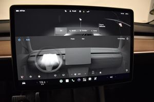 Tesla Model Y bild 20