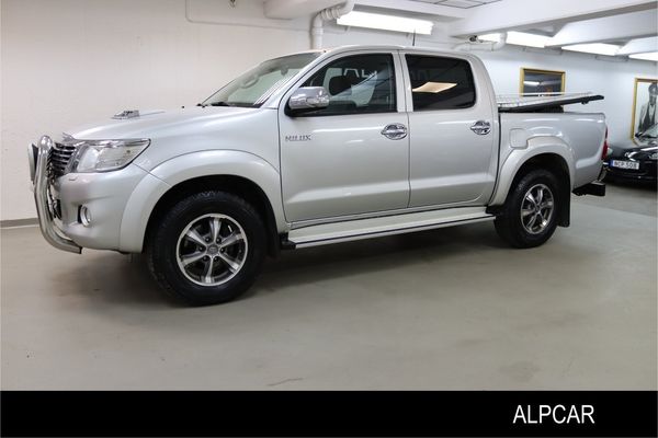 Toyota Hilux DUBBELHYTT 3.0 D-4D 4x4 AUT DRAG 16700 MIL fullservad - 2012