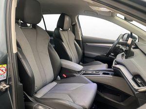 Skoda Enyaq bild 13