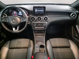 Mercedes A180 bild 13