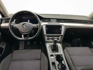 Volkswagen Passat bild 14
