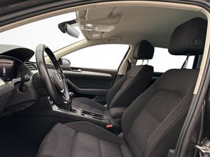 Volkswagen Passat bild 12