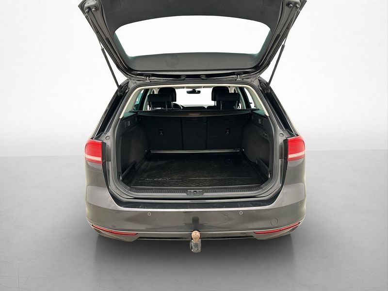 Volkswagen Passat bild 18