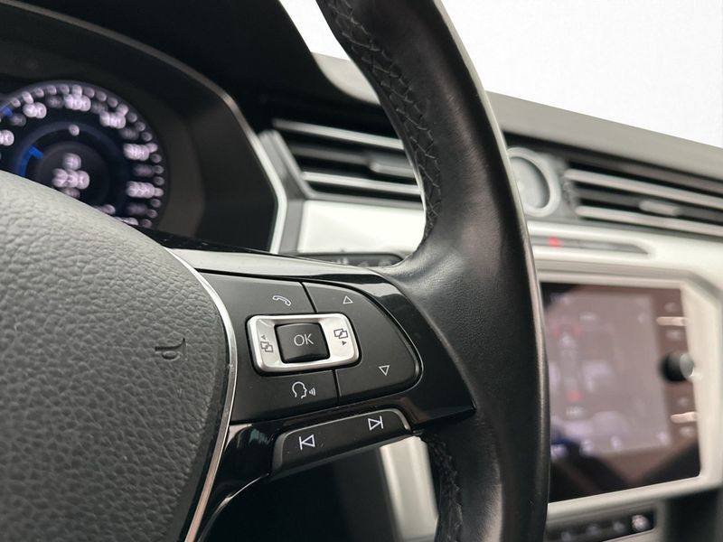 Volkswagen Passat bild 26