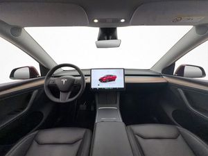 Tesla Model Y bild 15